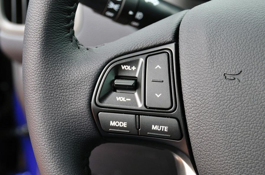  Kia Rio 5-Door 2012 года  (фото 18 из 39)